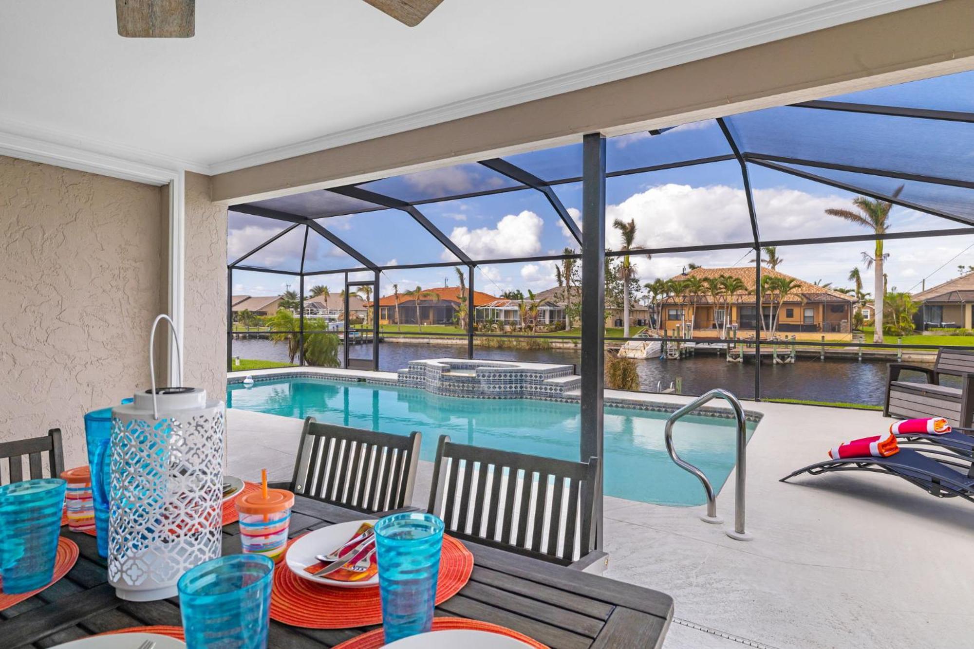 Fully Remodeled Electric-Heated Pool Home On Gulf-Access Canal - Villa Sunny Cape Coral Exterior foto
