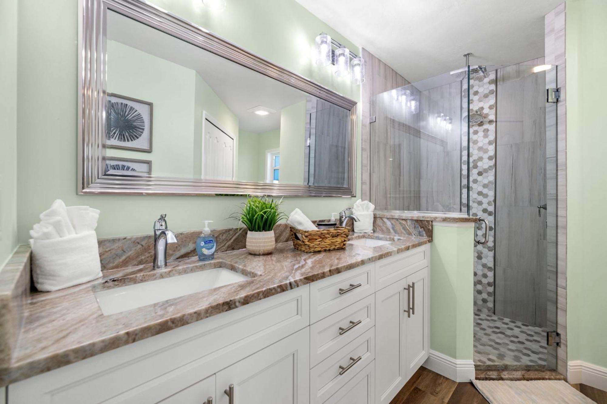 Fully Remodeled Electric-Heated Pool Home On Gulf-Access Canal - Villa Sunny Cape Coral Exterior foto