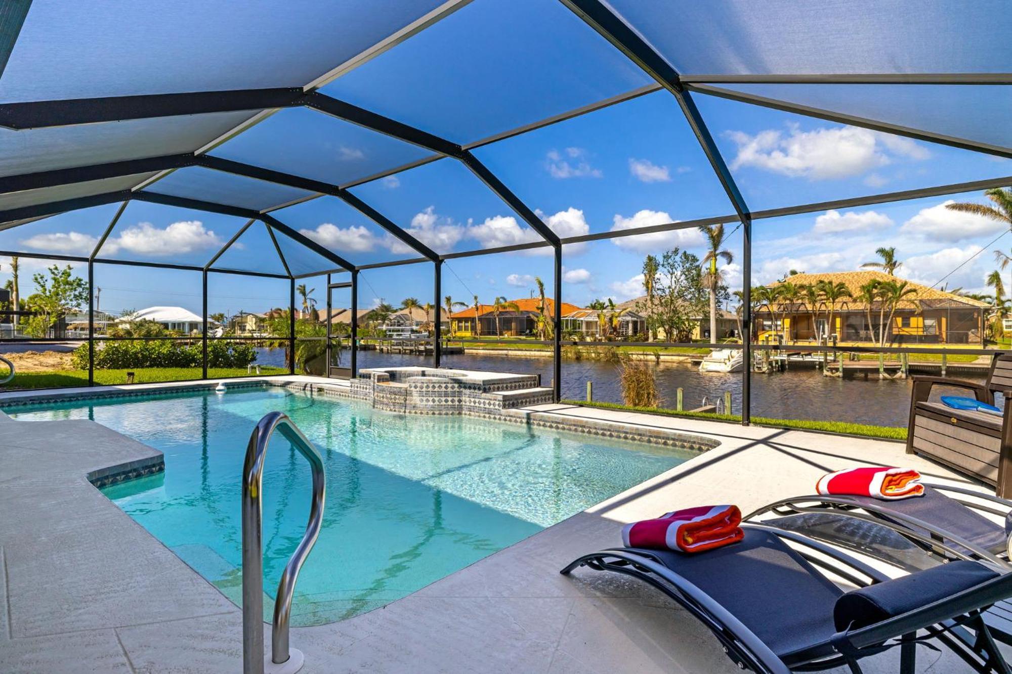 Fully Remodeled Electric-Heated Pool Home On Gulf-Access Canal - Villa Sunny Cape Coral Exterior foto